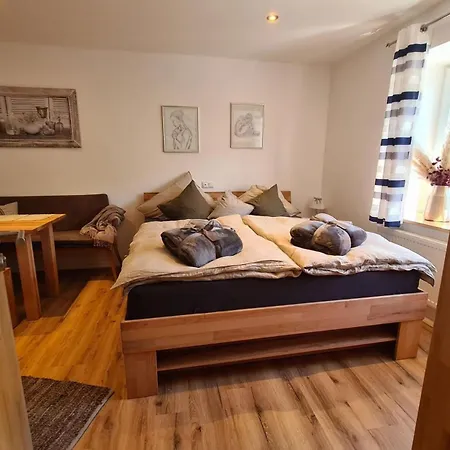 Appartement Haus Waldstein Kraxler Paerchen Weißenstadt